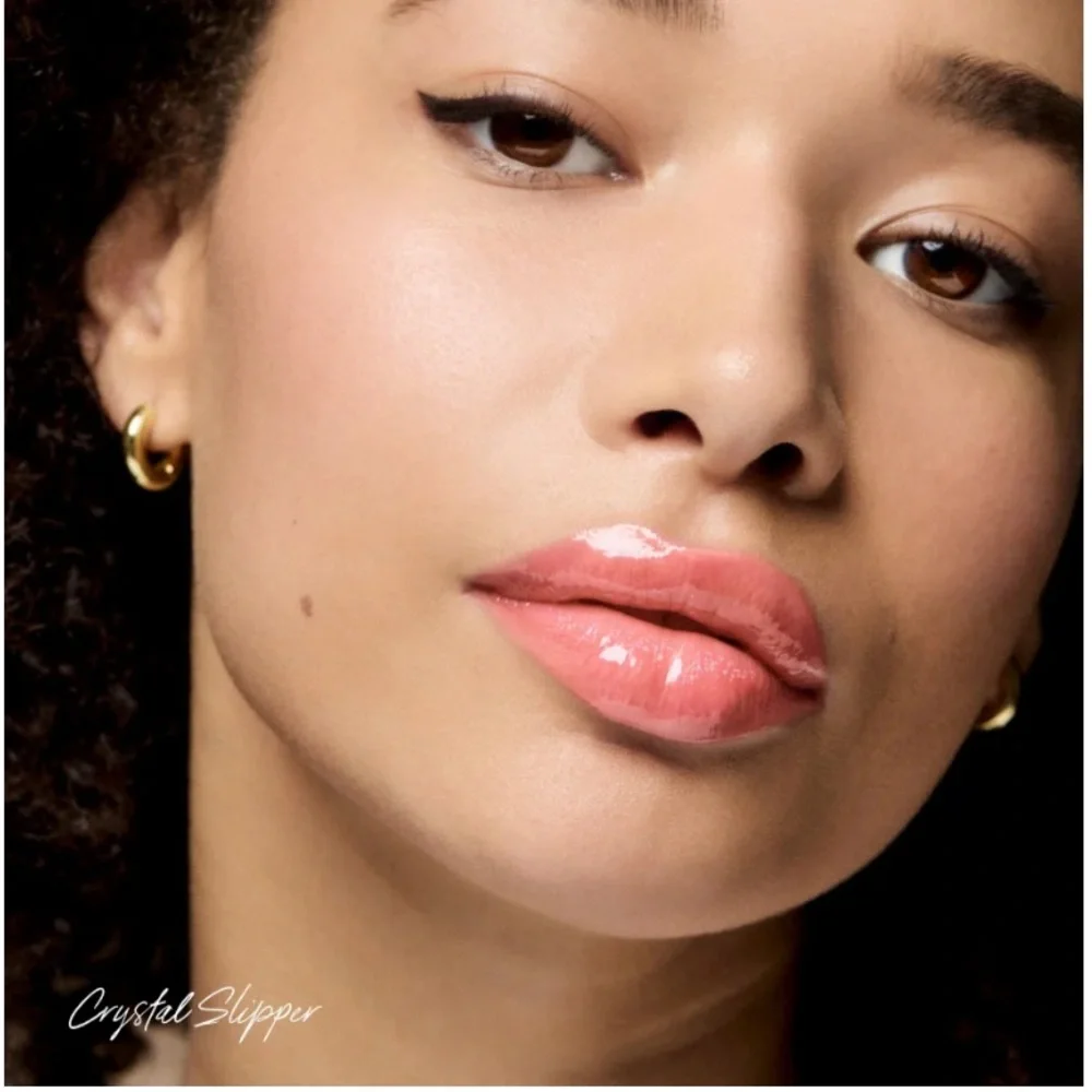 RMS beauty legendary lip oil in Lucia.